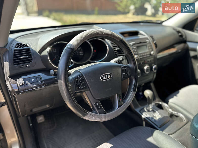 Внедорожник / Кроссовер Kia Sorento 2012 в Апостолово фото 25 Внедорожник / Кроссовер Kia Sorento 2012 в Апостолово