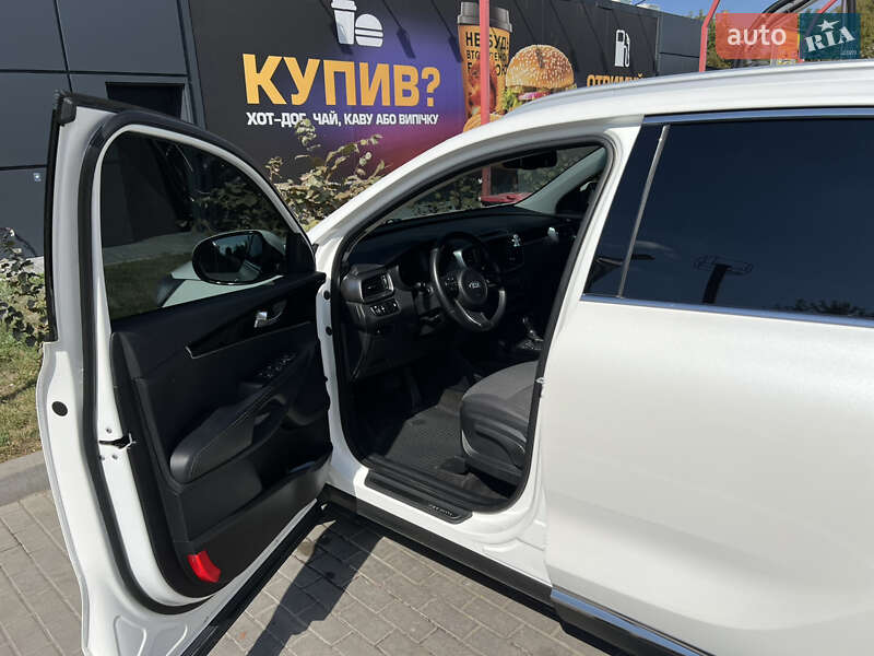 Позашляховик / Кросовер Kia Sorento 2015 в Вінниці