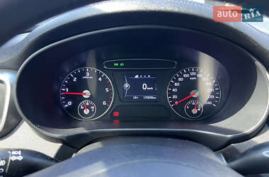 Внедорожник / Кроссовер Kia Sorento 2015 в 