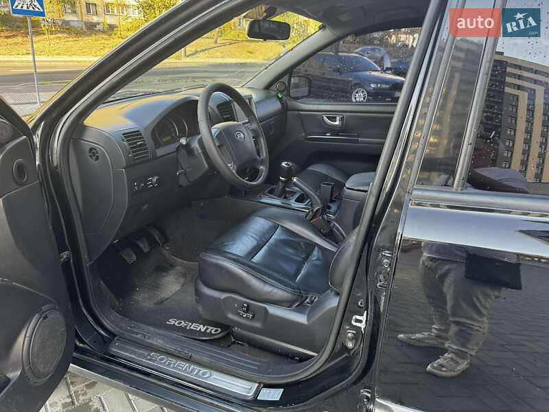 Внедорожник / Кроссовер Kia Sorento 2009 в Днепре