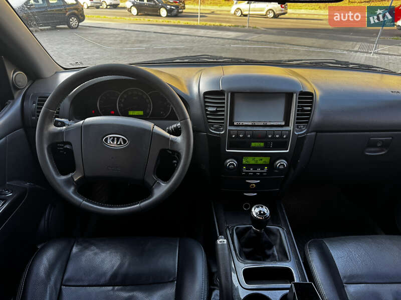 Внедорожник / Кроссовер Kia Sorento 2009 в Днепре