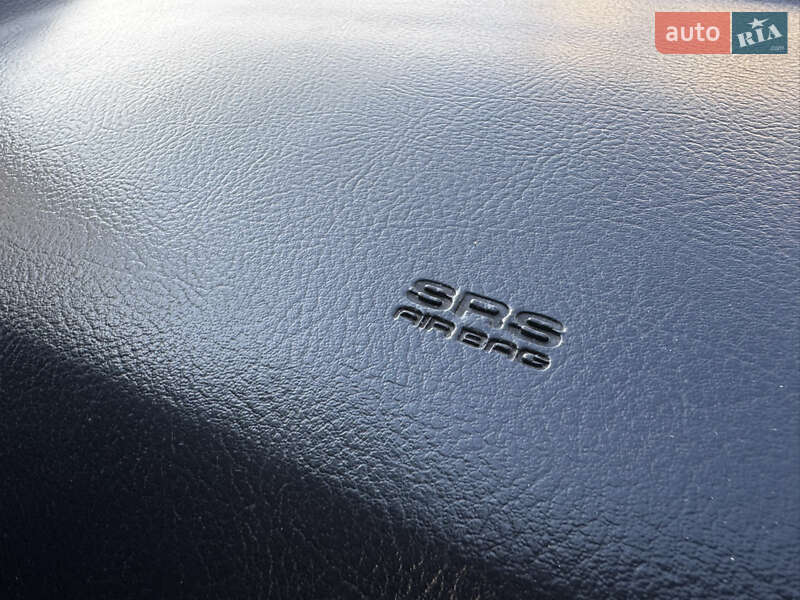 Внедорожник / Кроссовер Kia Sorento 2009 в Днепре