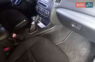 Внедорожник / Кроссовер Kia Sorento 2013 в 
