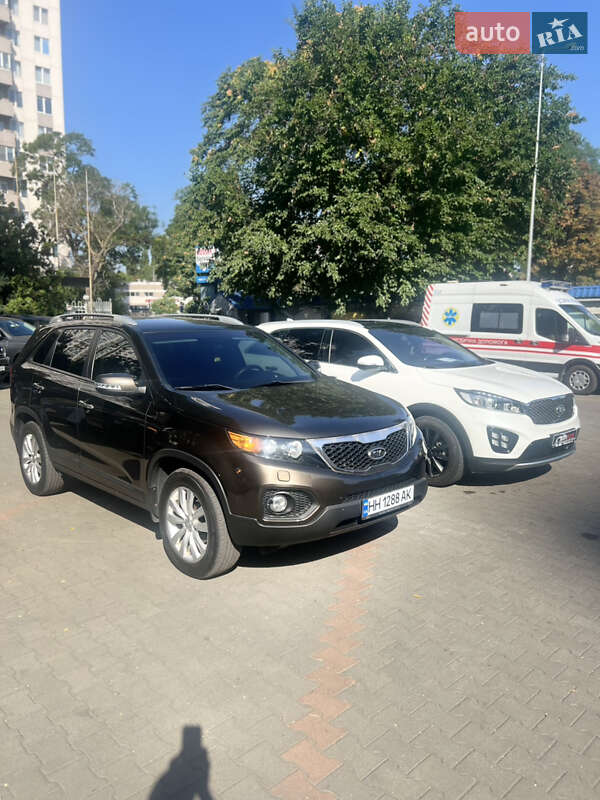 Внедорожник / Кроссовер Kia Sorento 2011 в Одессе
