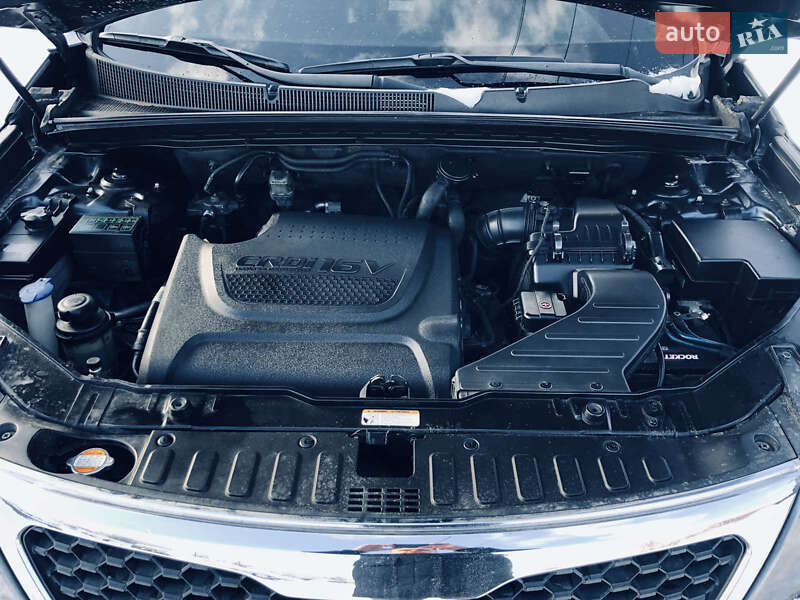 Позашляховик / Кросовер Kia Sorento 2011 в Києві