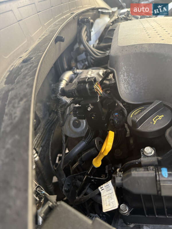 Позашляховик / Кросовер Kia Sorento 2014 в Києві фото 30 Позашляховик / Кросовер Kia Sorento 2014 в Києві