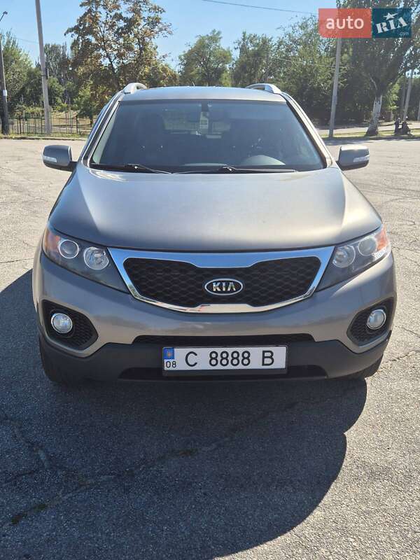 Внедорожник / Кроссовер Kia Sorento 2011 в Запорожье