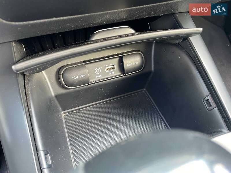 Позашляховик / Кросовер Kia Sorento 2016 в Одесі