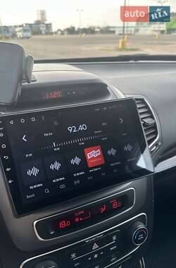 Внедорожник / Кроссовер Kia Sorento 2013 в 
