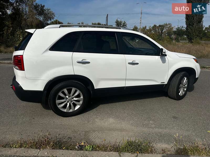 Внедорожник / Кроссовер Kia Sorento 2010 в Киеве