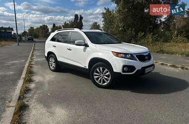Позашляховик / Кросовер Kia Sorento 2010 в 