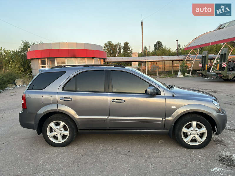 Внедорожник / Кроссовер Kia Sorento 2006 в Краматорске
