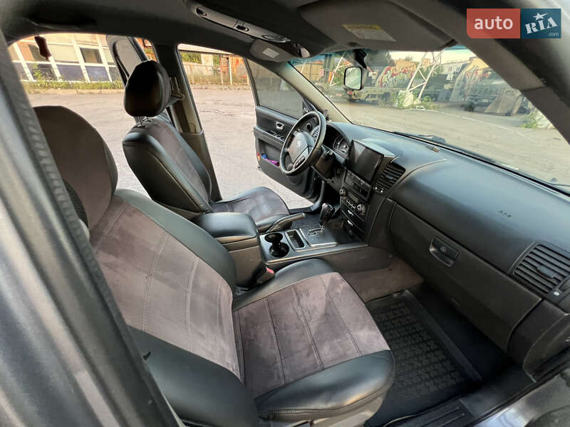 Внедорожник / Кроссовер Kia Sorento 2006 в Краматорске