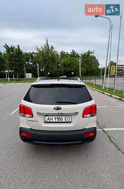 Внедорожник / Кроссовер Kia Sorento 2010 в 