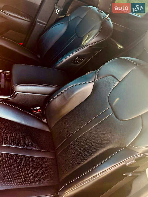 Внедорожник / Кроссовер Kia Sorento 2020 в Одессе