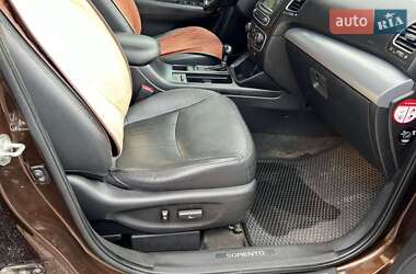 Внедорожник / Кроссовер Kia Sorento 2013 в 