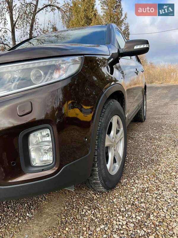 Позашляховик / Кросовер Kia Sorento 2013 в Заліщиках