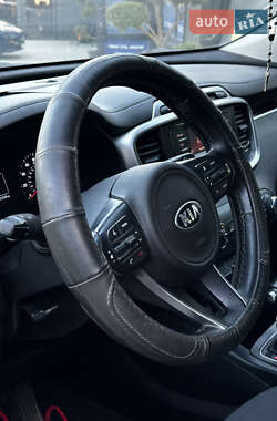 Внедорожник / Кроссовер Kia Sorento 2016 в 