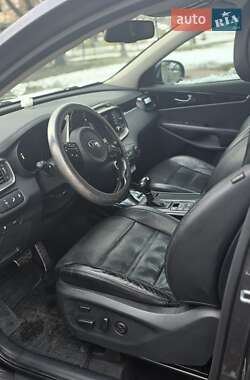 Позашляховик / Кросовер Kia Sorento 2017 в 