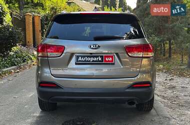 Позашляховик / Кросовер Kia Sorento 2016 в  фото 8 Позашляховик / Кросовер Kia Sorento 2016 в