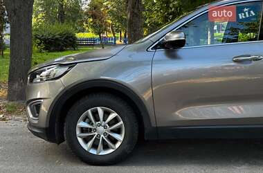 Позашляховик / Кросовер Kia Sorento 2016 в  фото 11 Позашляховик / Кросовер Kia Sorento 2016 в