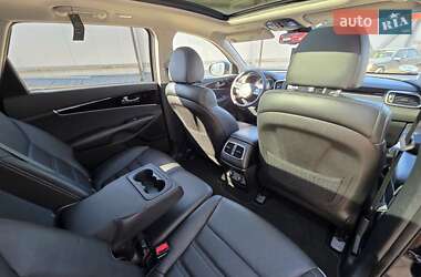 Внедорожник / Кроссовер Kia Sorento 2019 в 