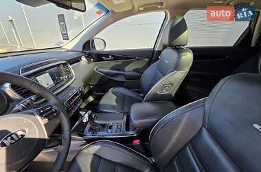 Внедорожник / Кроссовер Kia Sorento 2019 в 