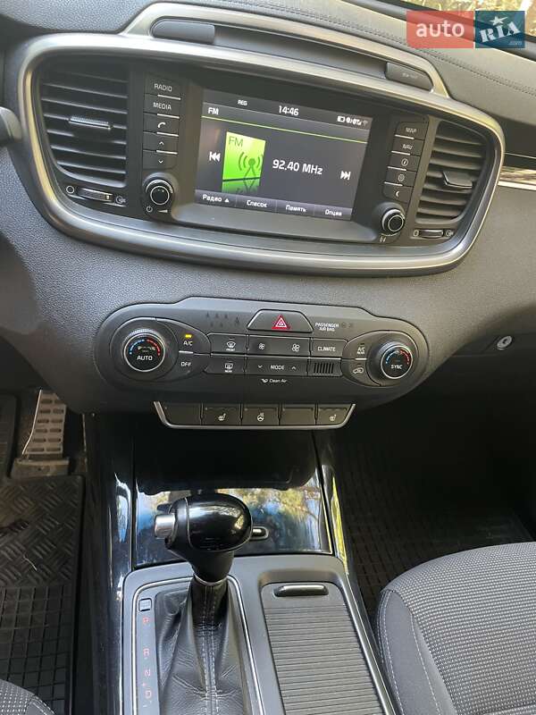 Внедорожник / Кроссовер Kia Sorento 2015 в Львове