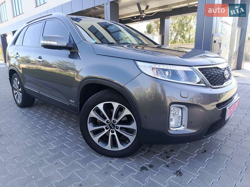 Внедорожник / Кроссовер Kia Sorento 2013 в 