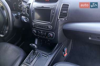 Внедорожник / Кроссовер Kia Sorento 2013 в 