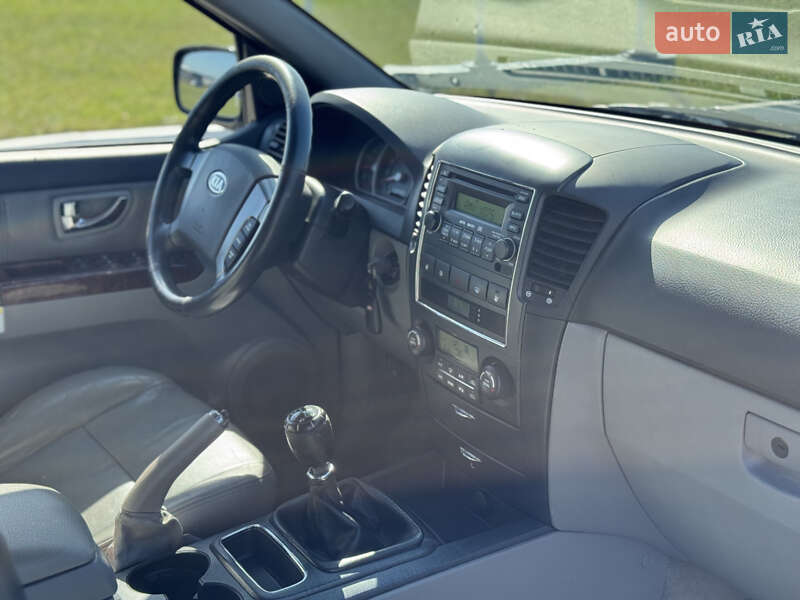 Внедорожник / Кроссовер Kia Sorento 2007 в Сарнах