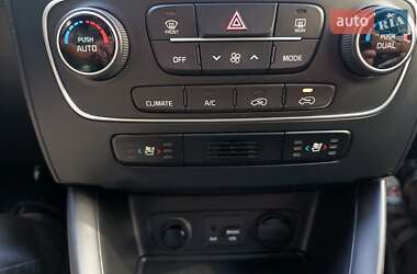 Внедорожник / Кроссовер Kia Sorento 2013 в 