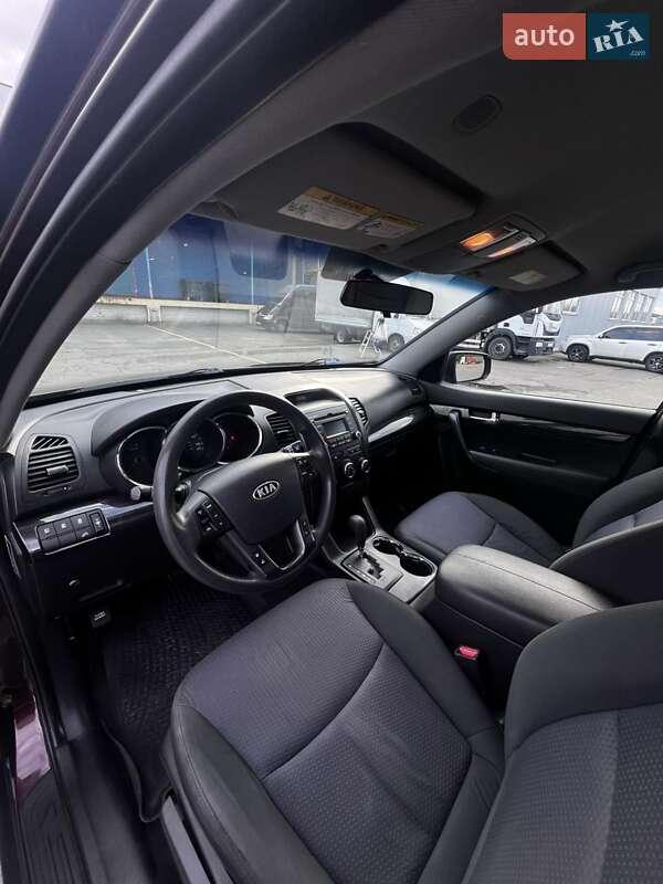 Позашляховик / Кросовер Kia Sorento 2012 в Києві