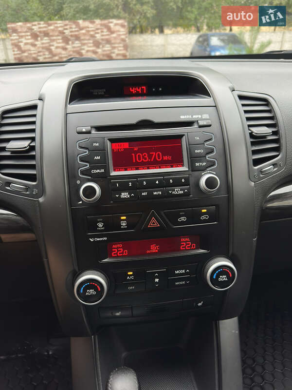 Внедорожник / Кроссовер Kia Sorento 2010 в Ровно