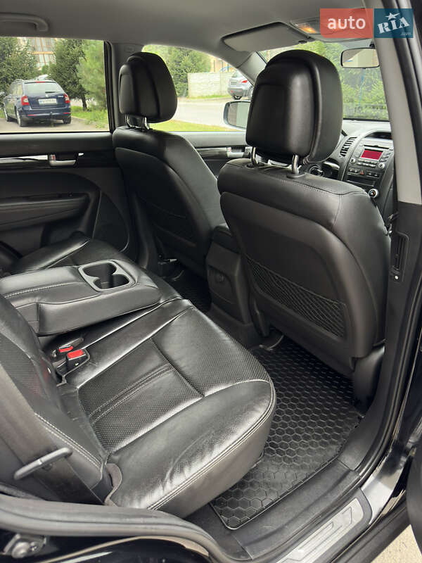 Внедорожник / Кроссовер Kia Sorento 2010 в Ровно