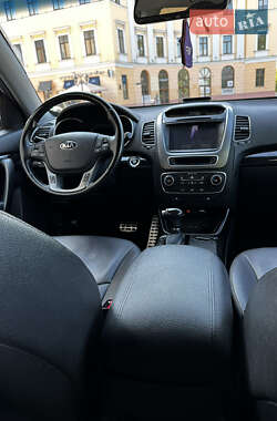 Внедорожник / Кроссовер Kia Sorento 2014 в 