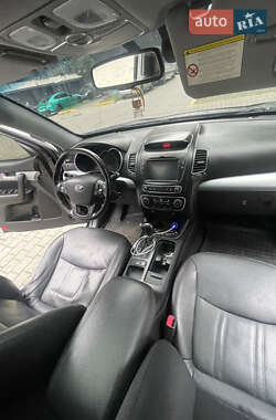 Внедорожник / Кроссовер Kia Sorento 2012 в 
