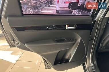 Внедорожник / Кроссовер Kia Sorento 2013 в 