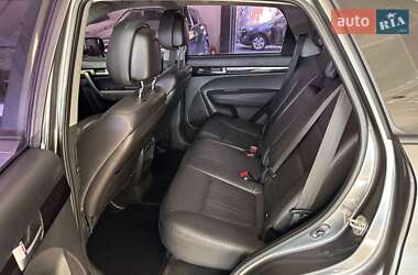 Внедорожник / Кроссовер Kia Sorento 2013 в 