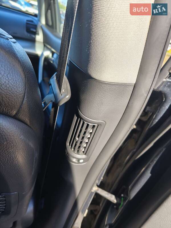 Внедорожник / Кроссовер Kia Sorento 2010 в Львове фото 30 Внедорожник / Кроссовер Kia Sorento 2010 в Львове