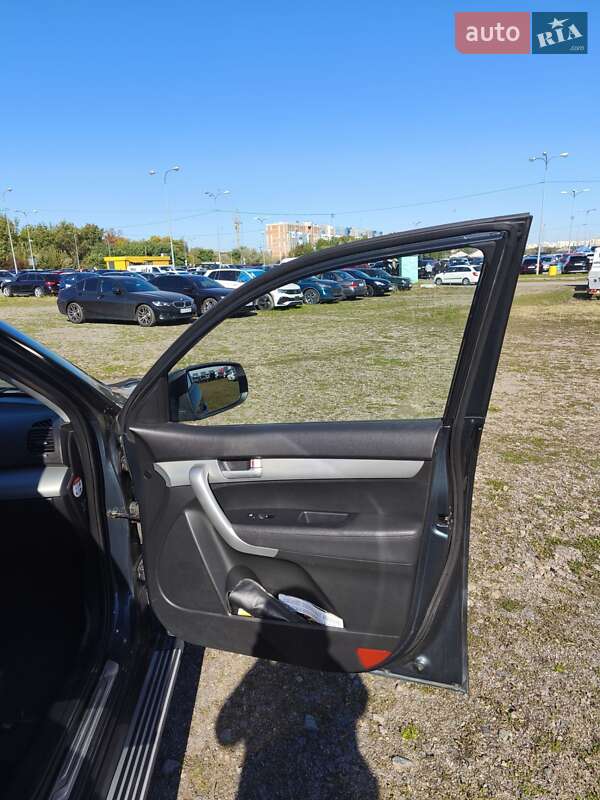 Внедорожник / Кроссовер Kia Sorento 2010 в Львове фото 39 Внедорожник / Кроссовер Kia Sorento 2010 в Львове