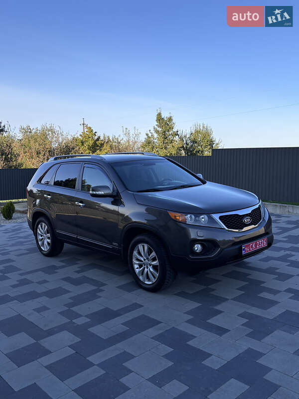 Внедорожник / Кроссовер Kia Sorento 2011 в Калуше