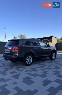 Позашляховик / Кросовер Kia Sorento 2011 в  фото 18 Позашляховик / Кросовер Kia Sorento 2011 в
