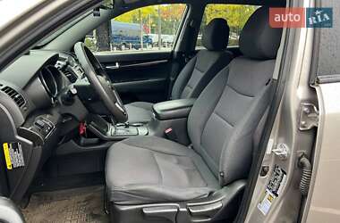 Внедорожник / Кроссовер Kia Sorento 2012 в 