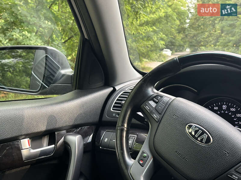 Позашляховик / Кросовер Kia Sorento 2013 в Києві