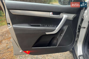 Внедорожник / Кроссовер Kia Sorento 2010 в 