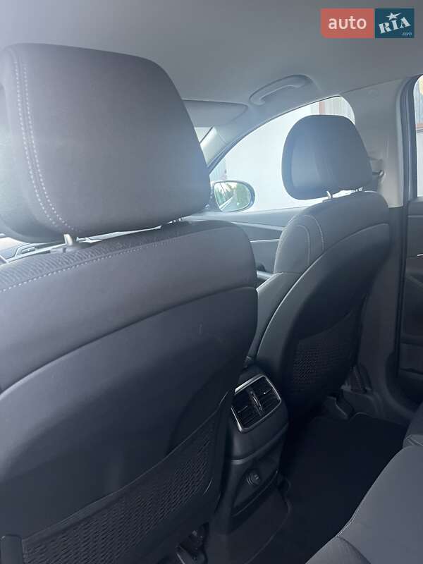 Внедорожник / Кроссовер Kia Sorento 2015 в Виннице