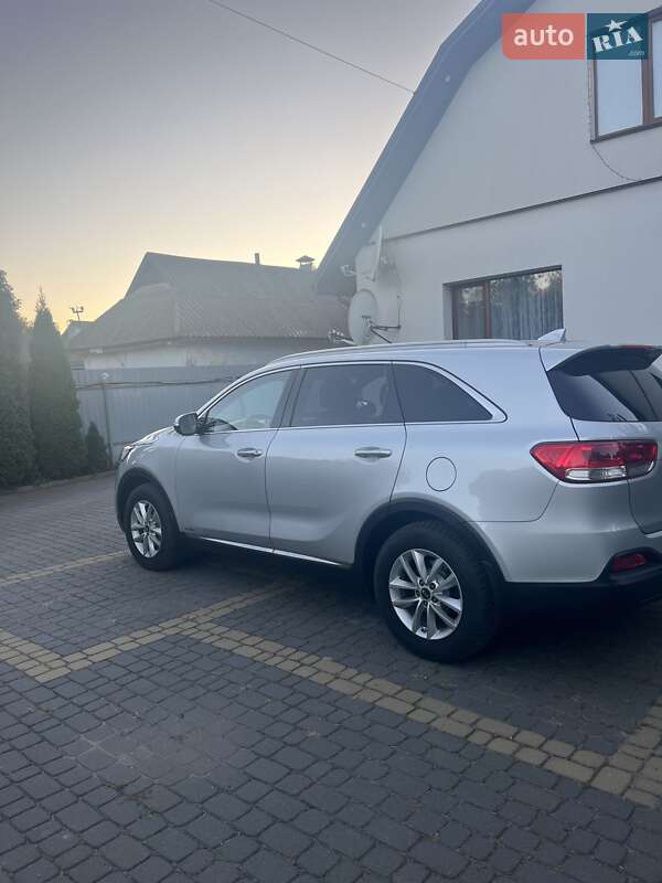 Внедорожник / Кроссовер Kia Sorento 2015 в Виннице