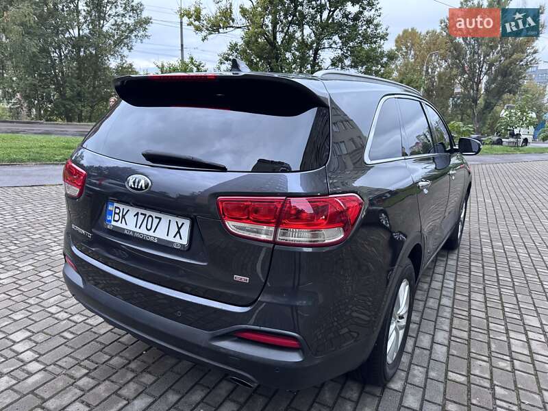 Внедорожник / Кроссовер Kia Sorento 2016 в Ровно фото 10 Внедорожник / Кроссовер Kia Sorento 2016 в Ровно