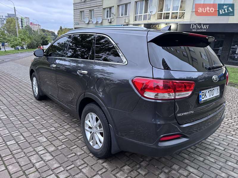 Внедорожник / Кроссовер Kia Sorento 2016 в Ровно фото 17 Внедорожник / Кроссовер Kia Sorento 2016 в Ровно
